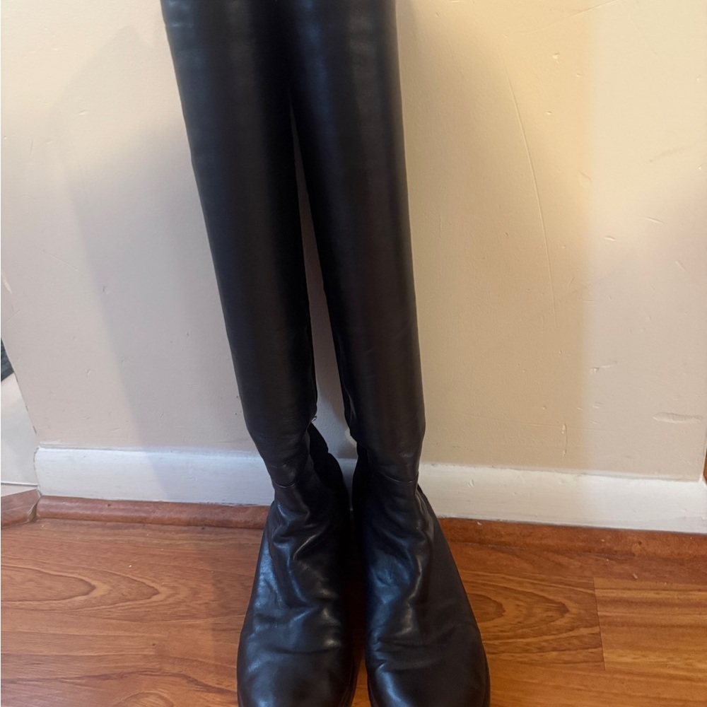 Stuart Weitzman 5050 Bold Boot